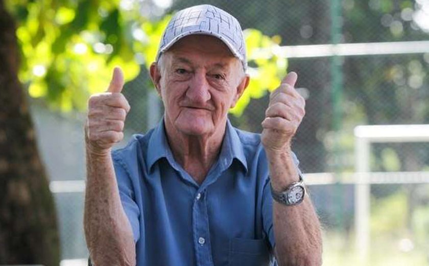 Russo sofre novo AVC e é internado em CTI no Rio