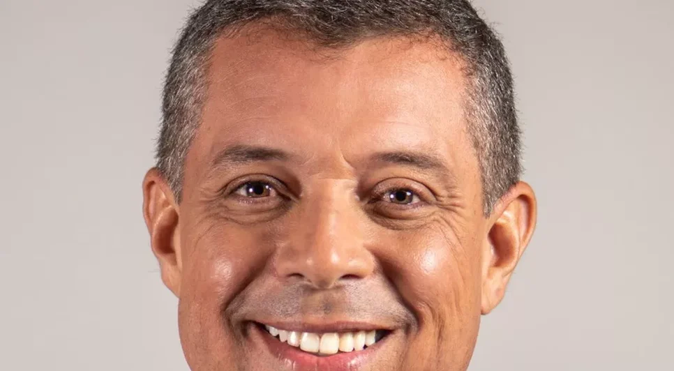 Candidato ao Governo de Sergipe no segundo turno, Fábio Mitidieri é entrevistado na TV Atalaia nesta segunda-feira