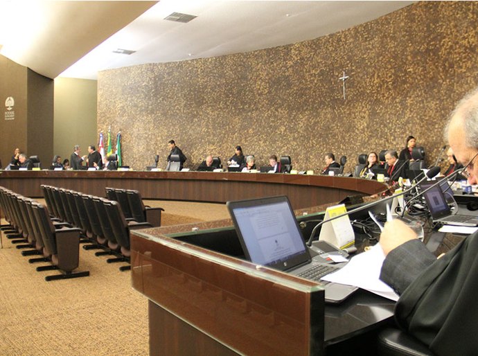 Pleno do Tribunal de Justiça recebe denúncia contra prefeito de Viçosa