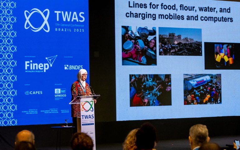 Professora de Gaza destaca esforço para manter ensino em meio à guerra