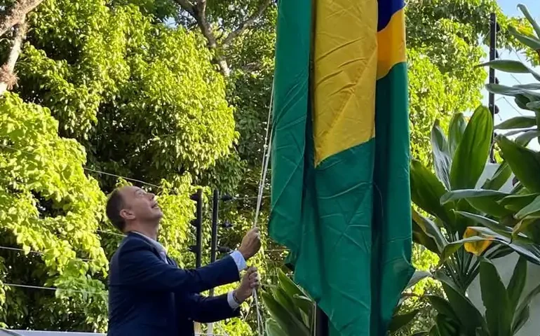 Brasil assume representações diplomáticas da Argentina na Venezuela