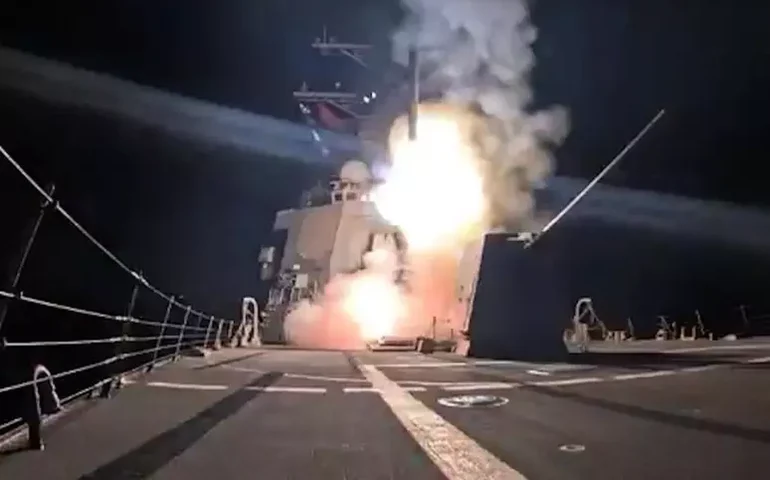 EUA bombardeiam alvos do Estado Islâmico na Nigéria