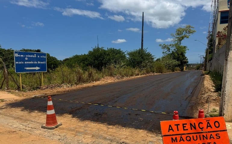 Investimentos em pavimentação avançam em Penedo com asfalto e reparos nas vias públicas