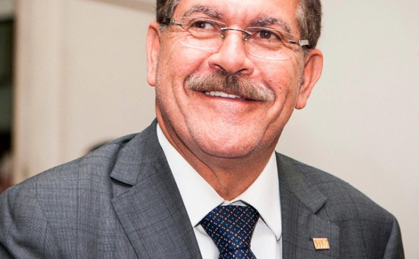 Presidente do STJ se diz impedido de revogar prisão domiciliar de Crivella
