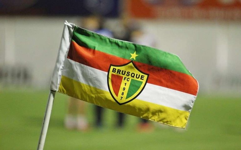 Brusque apenas empata com o Novorizontino e fica muito perto da queda na Série B