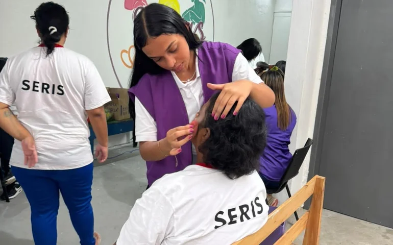 Secretaria da Mulher promove ações de acolhimento para reeducandas e agentes penais do sistema prisional