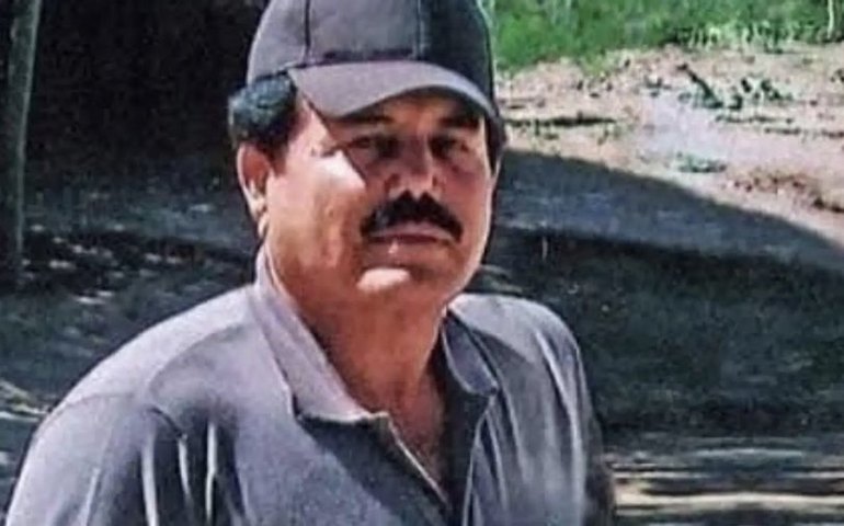 Dois dos principais líderes do cartel de Sinaloa, no México, se rendem às autoridades dos EUA