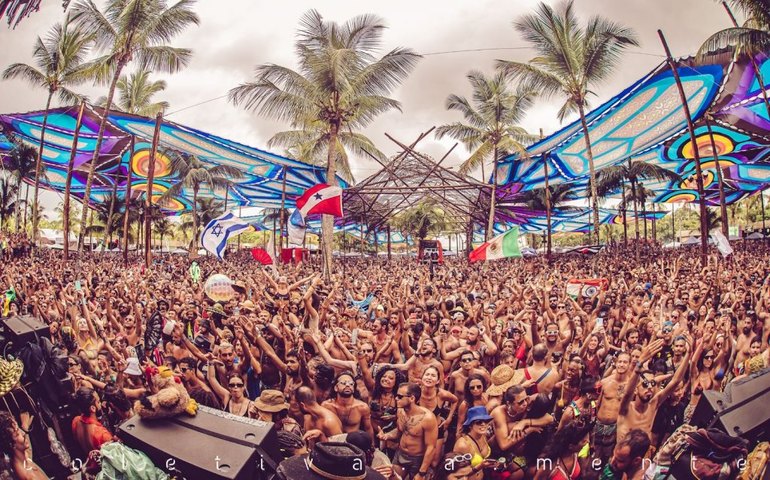 Festival Universo Paralello, que foi alvo de ataque do Hamas, ganha nova edição na Bahia e homenageia vítimas