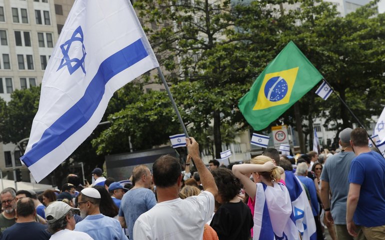 'Historicamente, vale a pena entrar na briga', diz especialista sobre tensão entre Brasil e Israel