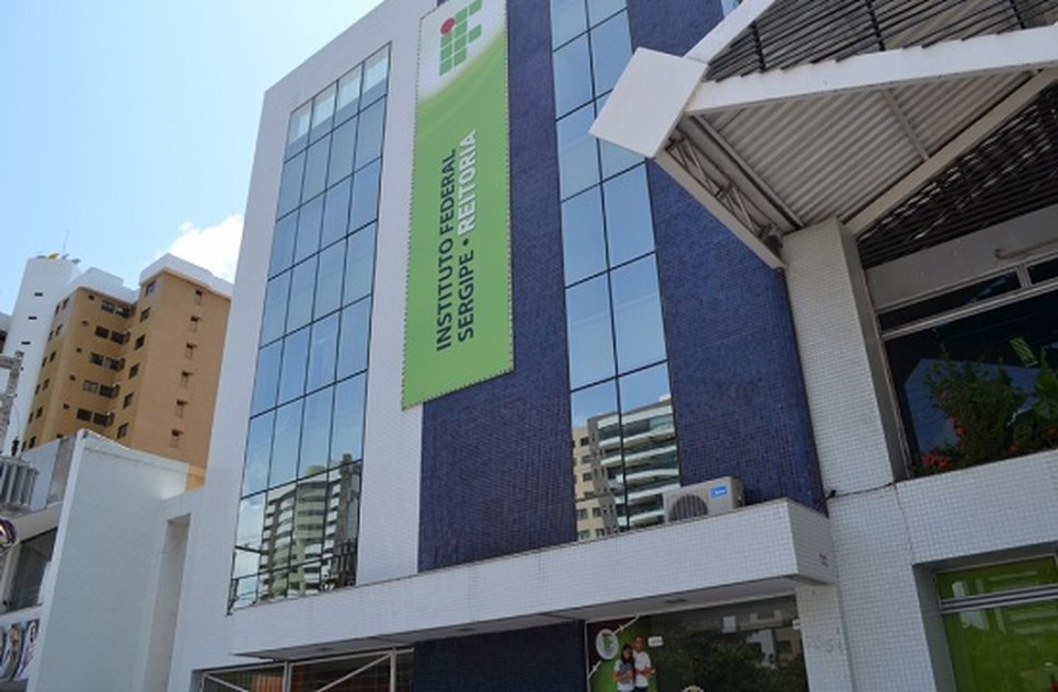 IFS-oferta-sete-vagas-para-contratacao-de-professor-substituto.jpg