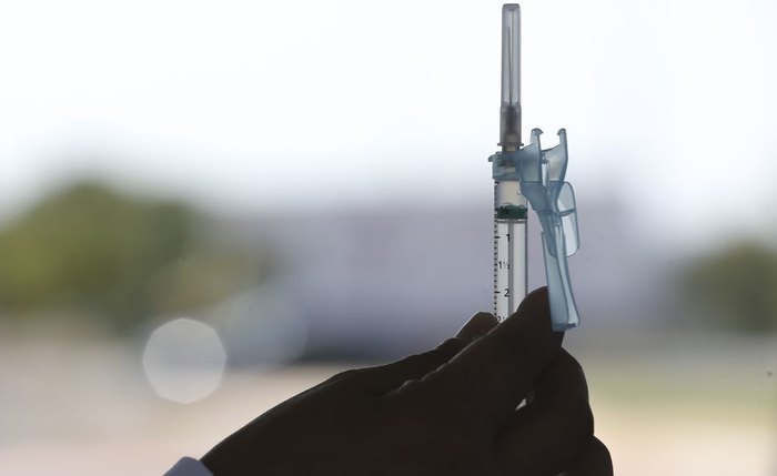 China corria para desenvolver vacinas usando a tecnologia de mRNA desde o início da pandemia.