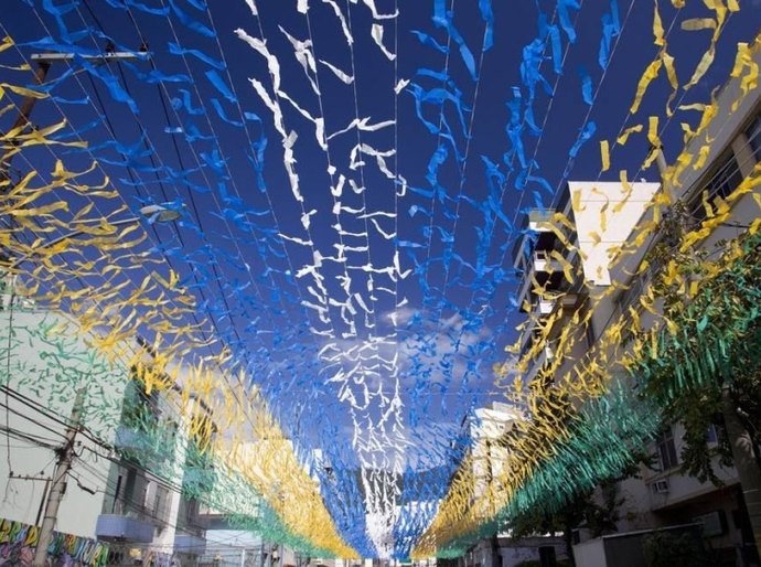 Alurb pede que população colabore com a coleta de resíduos em ruas decoradas para jogos