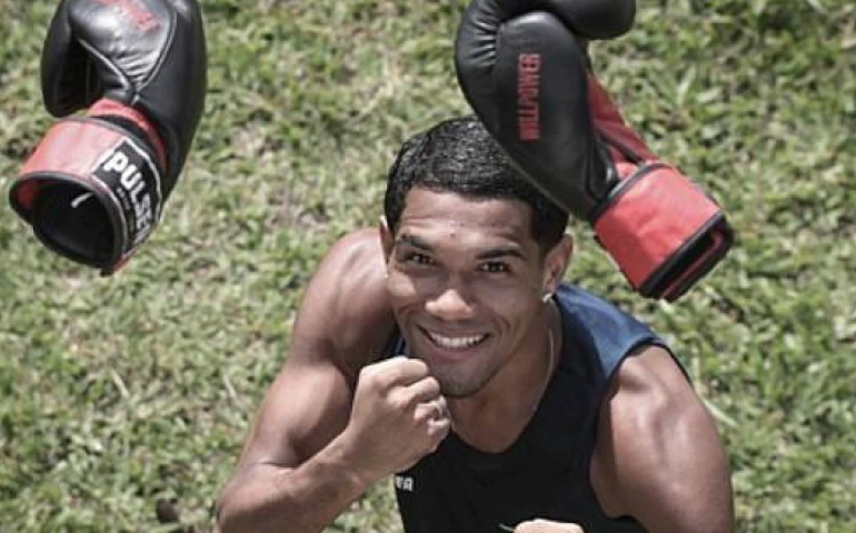Bolinha soma títulos no boxe e não quer ser conhecido só como neto de Servílio
