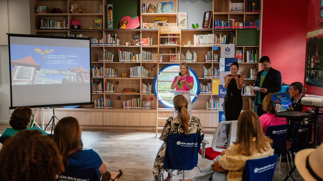 Festival Literário de Santa Catarina: Lançamento traz autores confirmados, diálogo com outras artes, eventos simultâneos, ações de sustentabilidade e inclusão