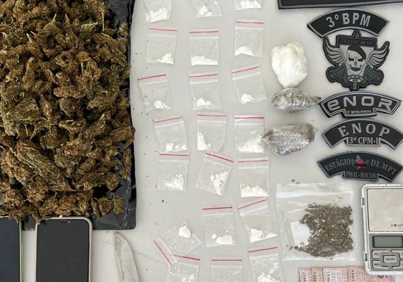 Suspeito é preso em flagrante por tráfico após denúncia de “cliente” em bairro de Arapiraca