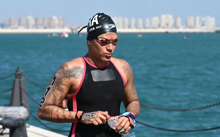 Ana Marcela diz não se preocupar com água do Rio Sena e faz mistério sobre plano B de Paris