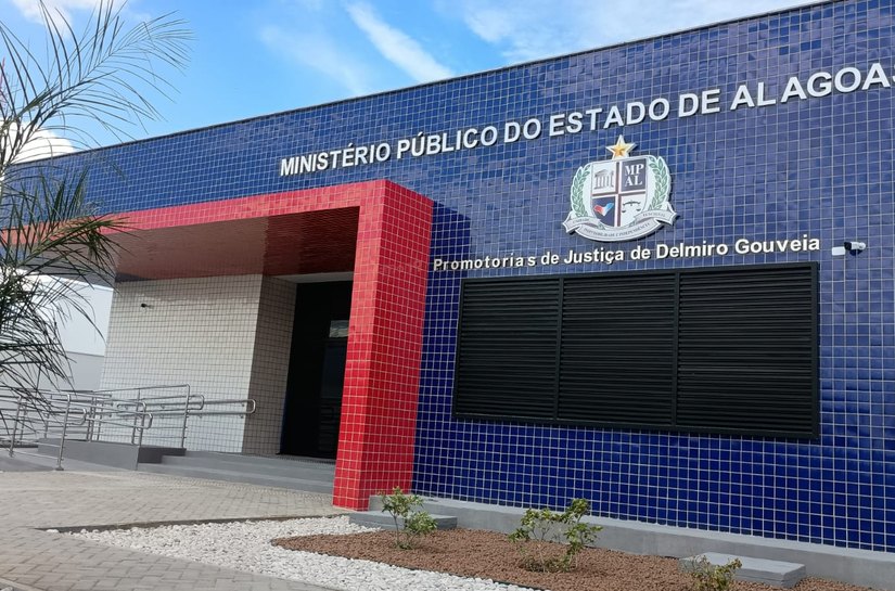 Ministério Público de Alagoas consegue na Justiça suspensão de obra milionária de pavimentação em Delmiro Gouveia