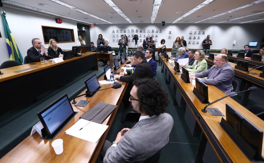 Conselho de Ética instaura 14 processos contra parlamentares
