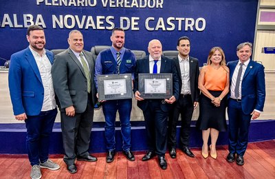 Vereador Leonardo Dias recebe título de cidadão honorário juntamente com seu pai o empresário Mário Dias