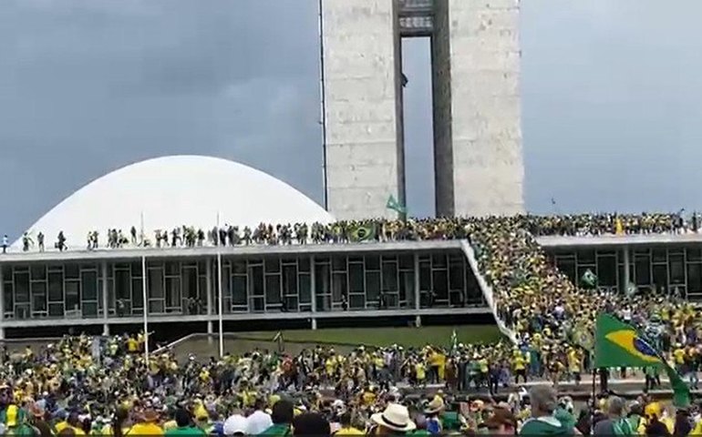 Chefes dos Poderes condenam atos golpistas e prometem providências institucionais