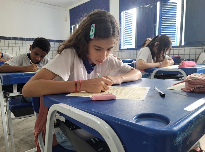 Mais de 330 mil estudantes fazem as provas da Olimpíada Brasileira de Matemática das Escolas Públicas