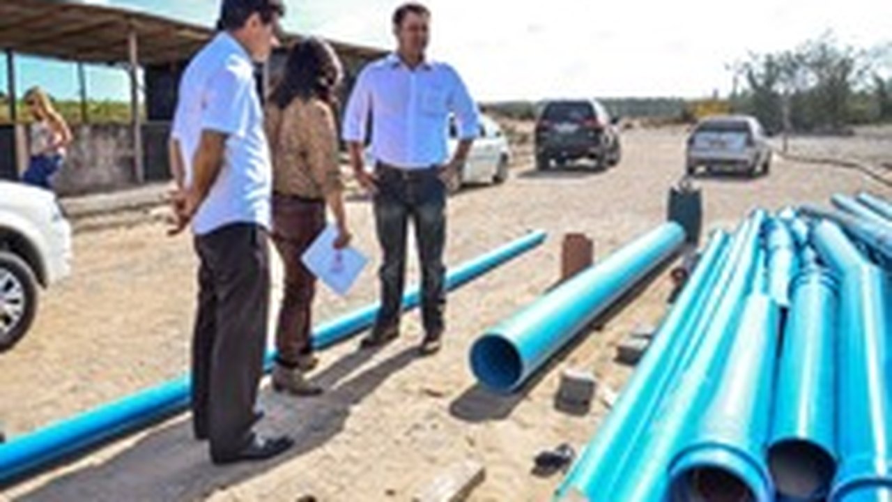 Seinfra vistoria obras do esgotamento sanitário de Marechal Deodoro