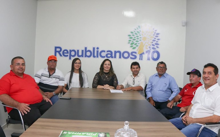 Pré-candidatos de São Sebastião filiam-se ao Republicanos de Severino Pessoa