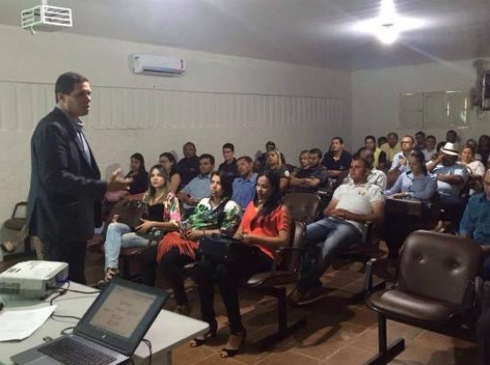 Conselheiros tutelares de 13 municípios são capacitados em Palmeira