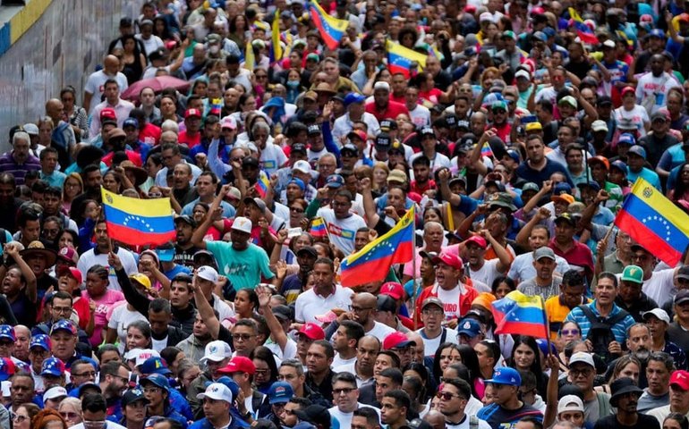 Protestos após eleições na Venezuela deixaram 25 mortos e 192 feridos, diz procurador