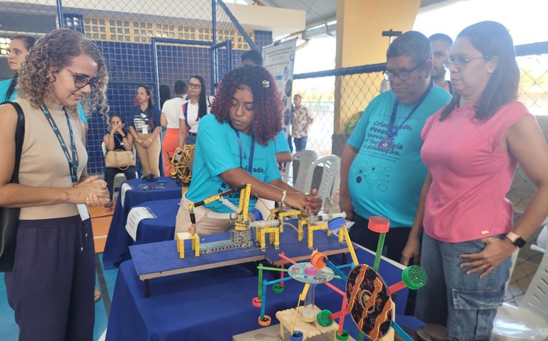 Programa Professor Mentor se torna Lei em AL e consolida política educacional de Estado