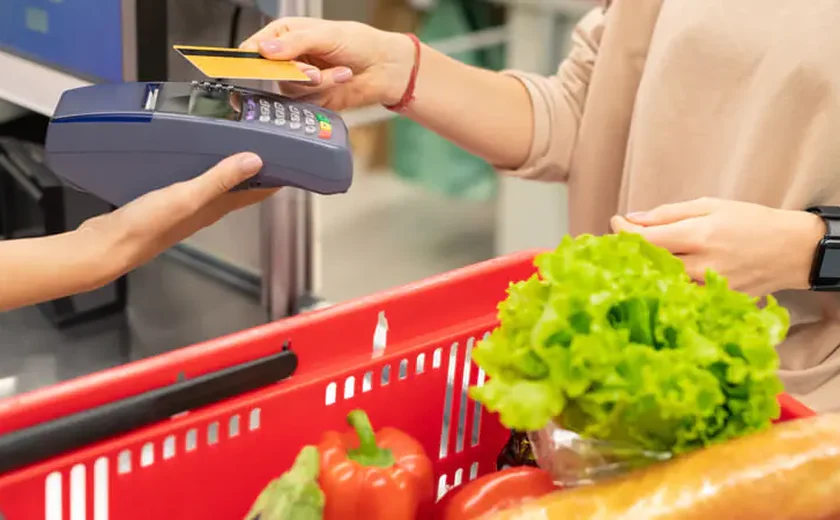 Governo Lula discute novas regras para vale-refeição e alimentação