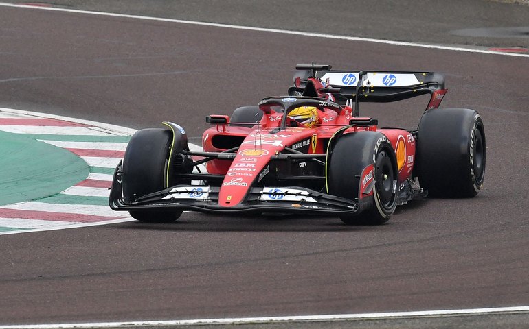 F1: Hamilton garante a pole da corrida sprint no GP da China, e Bortoleto é o 14ª; veja o grid