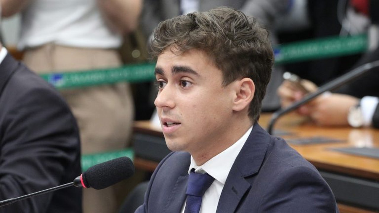Nikolas compara capacidade cognitiva de Jair Renan Bolsonaro à de 'toupeira cega'