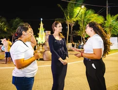 Primeira-dama realiza visita aos ambulantes durante os preparativos do Natal de Todos Nós Reprodução 