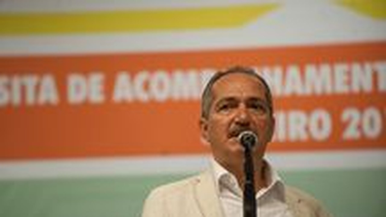 Ministro cobra providências contra racismo no futebol sul-americano