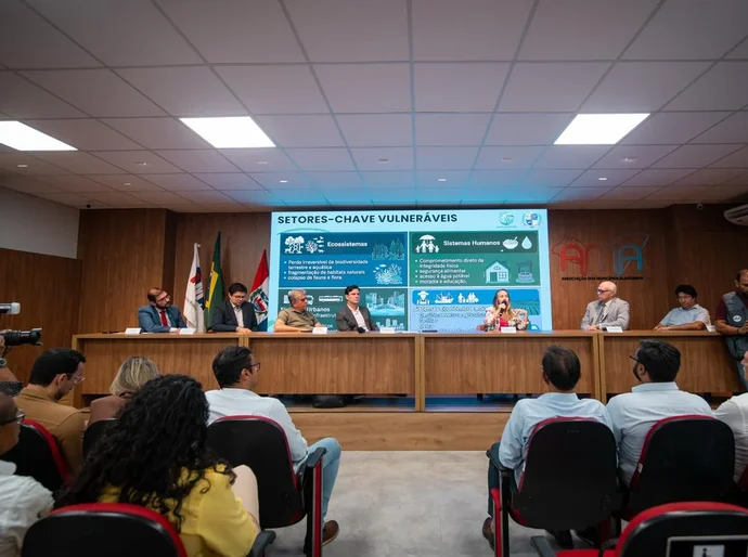 Projeto Nascentes de Vida é apresentado a prefeitos e secretários municipais na AMA
