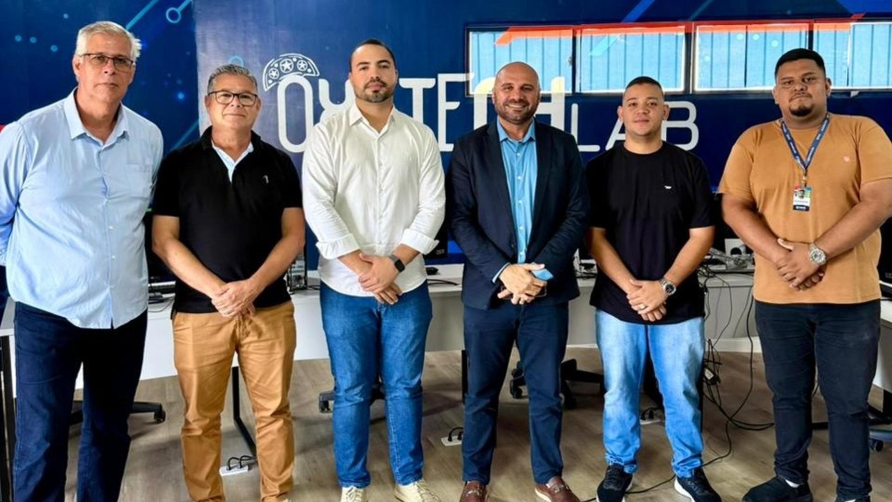 Secom e Prefeitura de Murici avançam na implantação do Projeto Plural durante visita técnica ao OxeTech