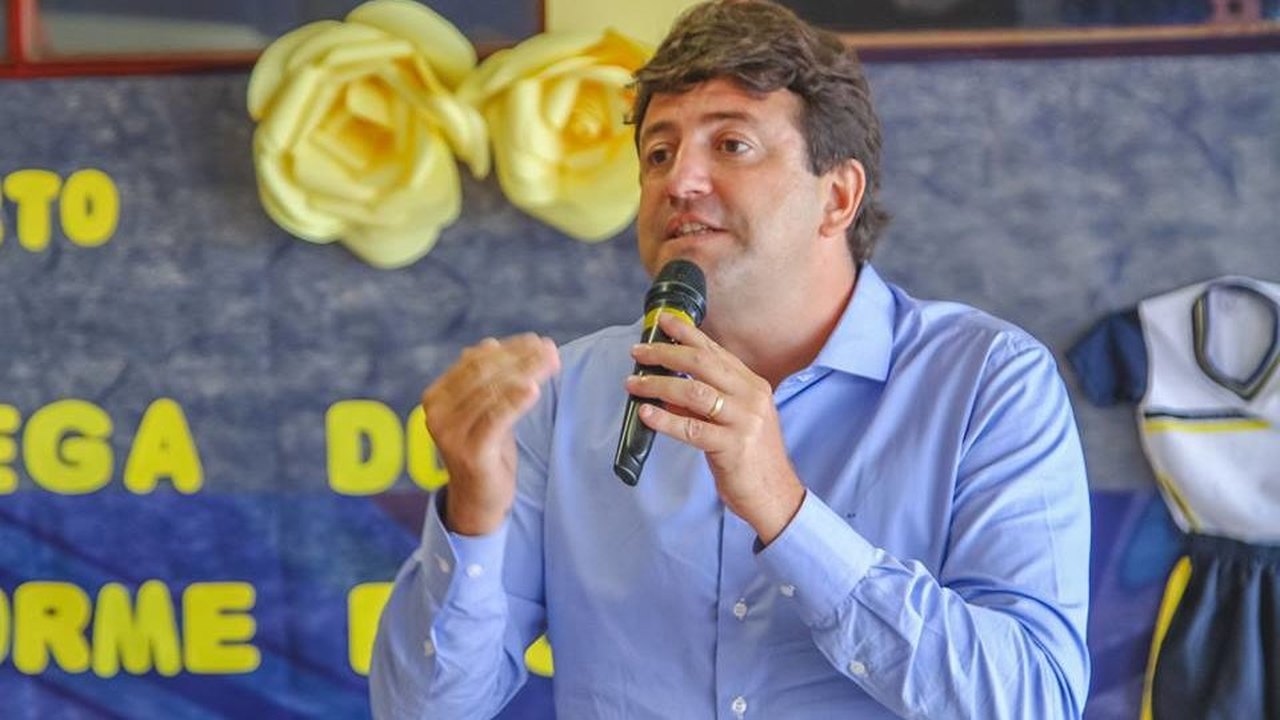 Em sabatina, Elvis Cezar diz ser contra privatização da Sabesp
