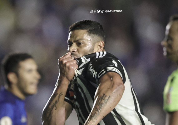 Hulk e Paulinho marcam no segundo tempo, Atlético-MG vence São Paulo e iguala pontuação do Palmeiras