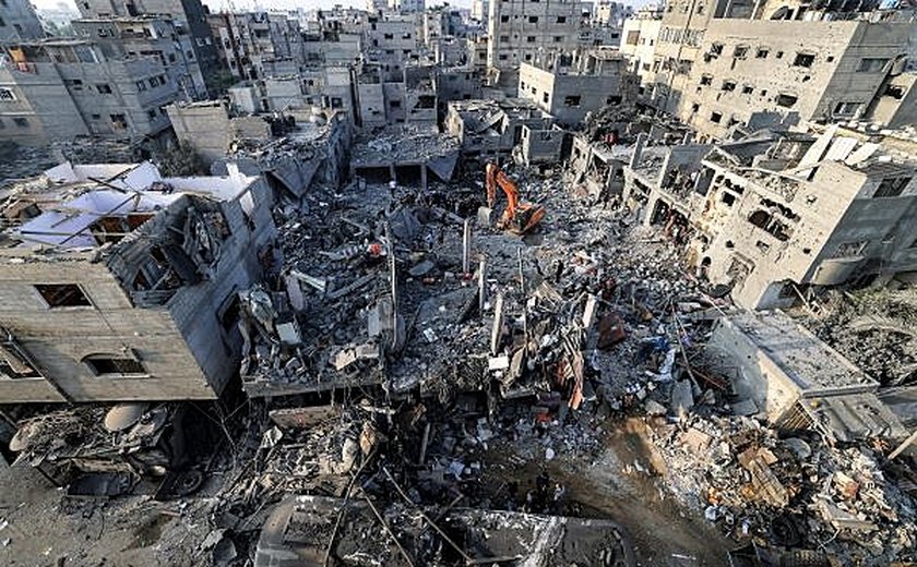 Hamas diz que só libertará refém americano-israelense se acordo de trégua for implementado
