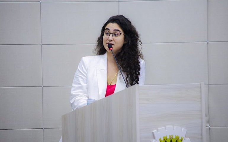 “A valorização do servidor público tem retorno para cidade”, defende Teca Nelma em audiência sobre data-base dos servidores públicos