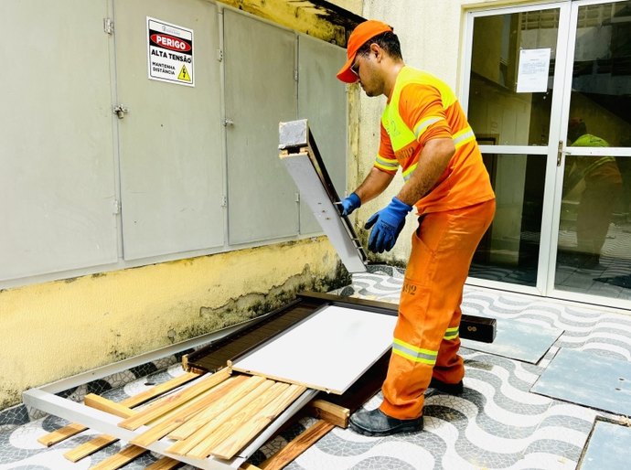 Prazo para coleta de lixos volumosos passa a ser de 15 dias úteis a partir de segunda-feira (19)