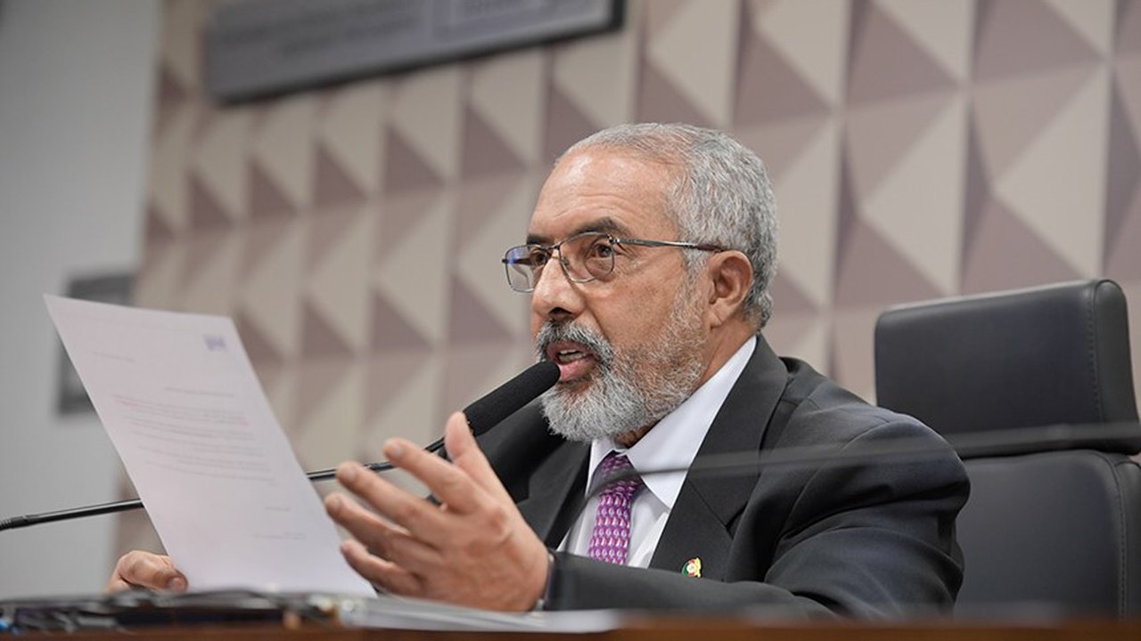 Paim defende aprovação de Jorge Messias para o STF