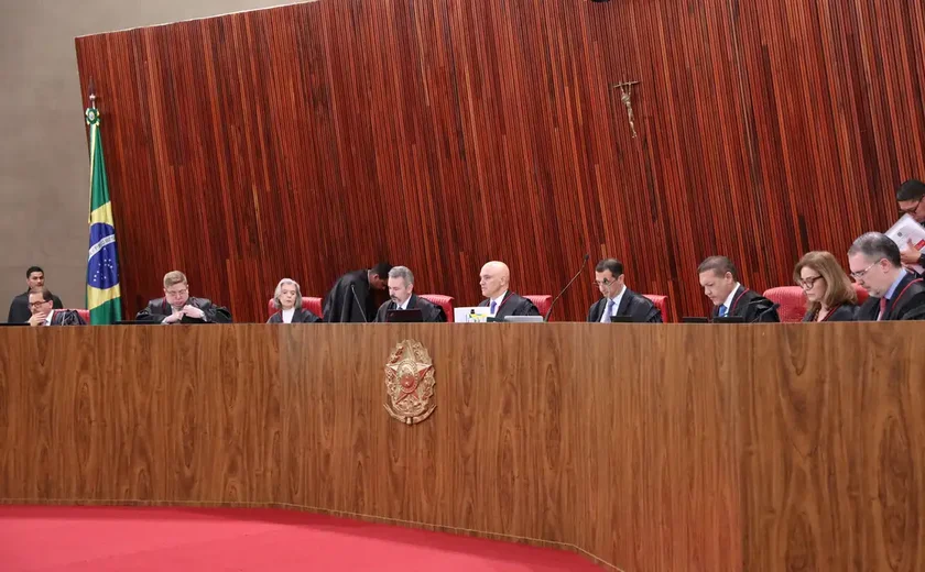 TSE julga recursos contra mandato de Sergio Moro