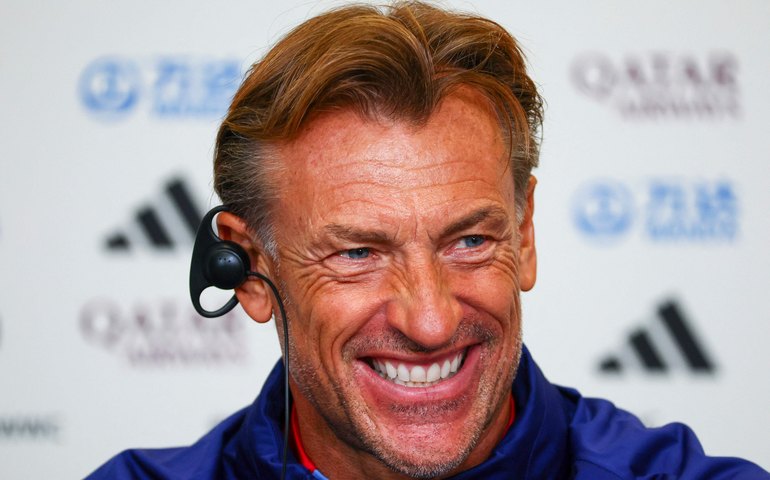 Quem é Hervé Renard, aventureiro do futebol que jogou com Zidane e comanda a França
