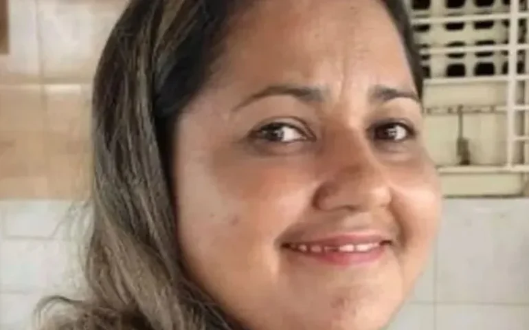 Mulher é encontrada morta no banheiro da residência em Delmiro Gouveia