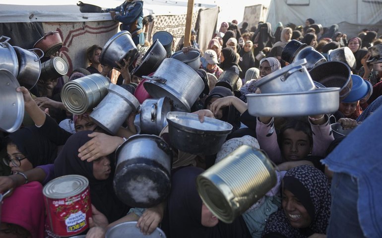 Especialista: 'isolamento atlantista' explica mudança de tom da UE em relação a Israel