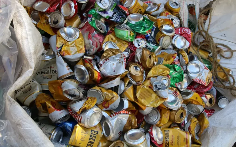 Brasil retoma autossuficiência e vê produção de alumínio avançar 24% em 2023