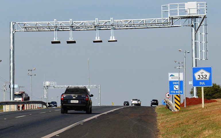 Governo formaliza suspensão de multas por evasão de pedágio 'free flow'