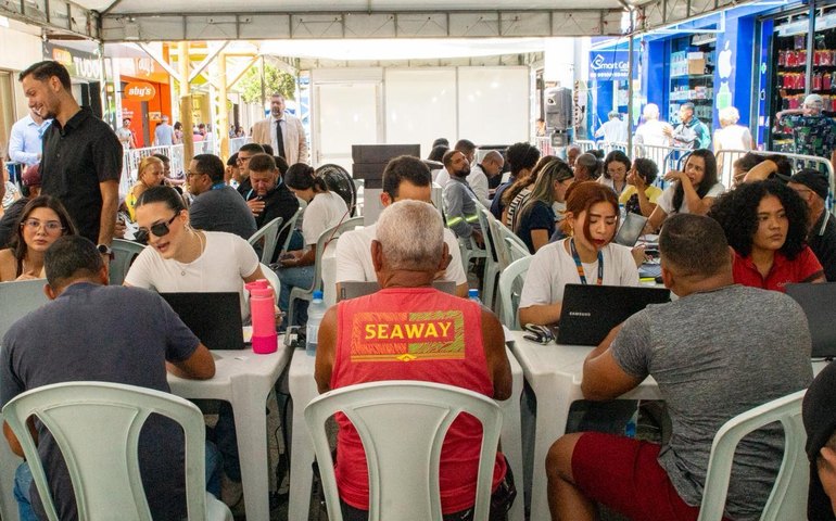 Procon Maceió orienta consumidores durante Feirão Limpa Nome da Serasa
